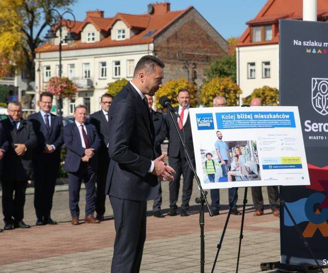 Kolej Zegrze-Przasnysz - podpisano umowę na dokumentację projektową