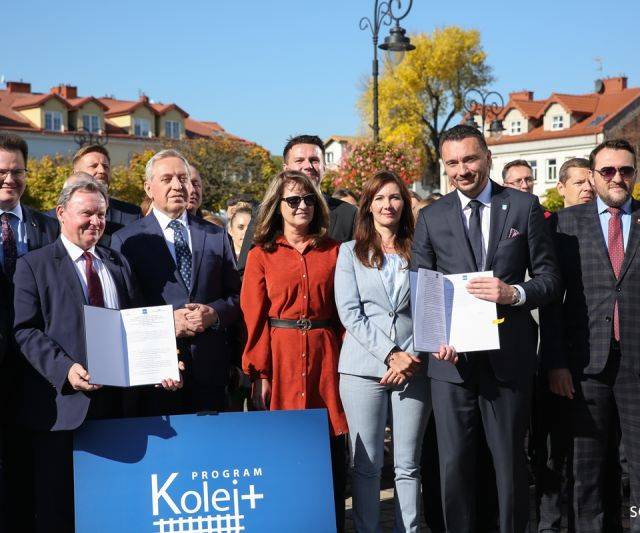 Kolej Zegrze-Przasnysz - podpisano umowę na dokumentację projektową