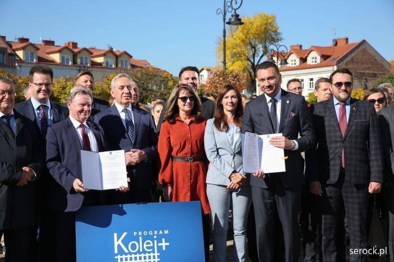 Kolej Zegrze-Przasnysz - podpisano umowę na dokumentację projektową