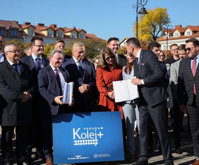 Kolej Zegrze-Przasnysz - podpisano umowę na dokumentację projektową
