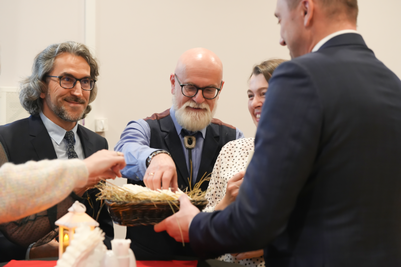 Święta, Które Łączą – Wigilijne Spotkanie w Serocku