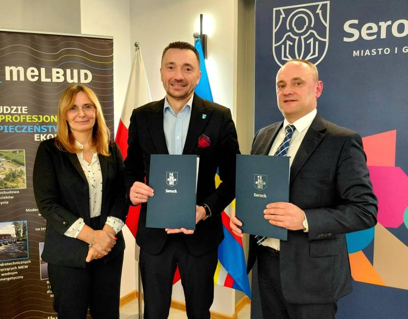 Podpisano umowę na budowę systemu odwodnienia w rejonie ul. Tchorka w Serocku