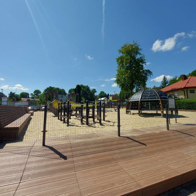 Modernizacja placu zabaw na terenie plaży w Serocku