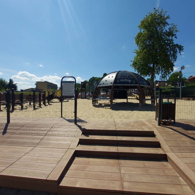 Modernizacja placu zabaw na terenie plaży w Serocku